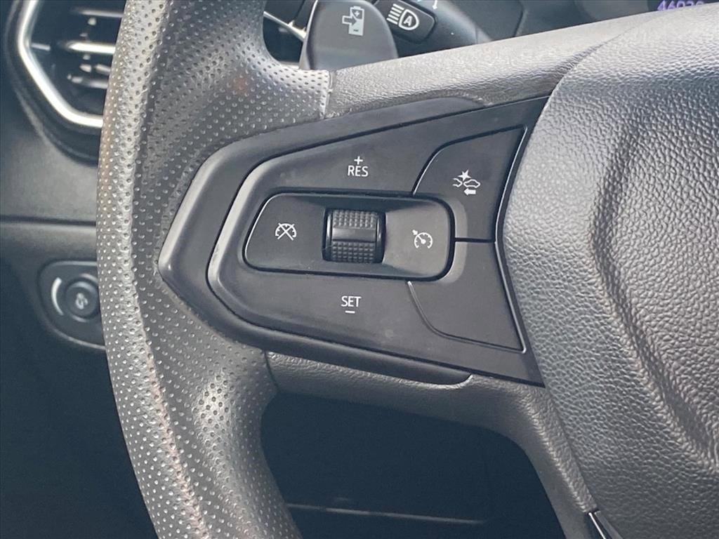 Used 2022 Chevrolet Bolt LT image 9