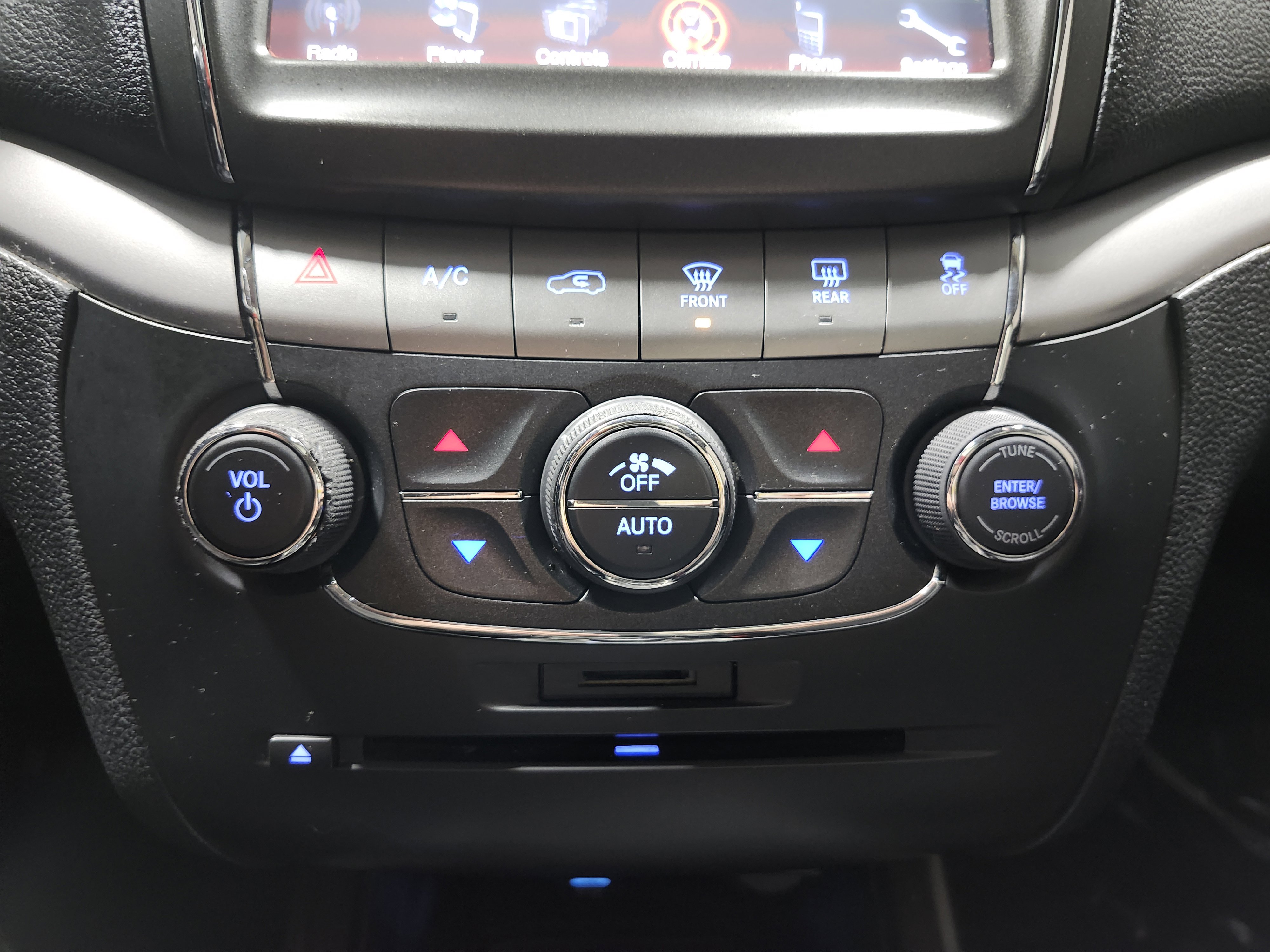 Used 2020 Dodge Journey Crossroad image 30