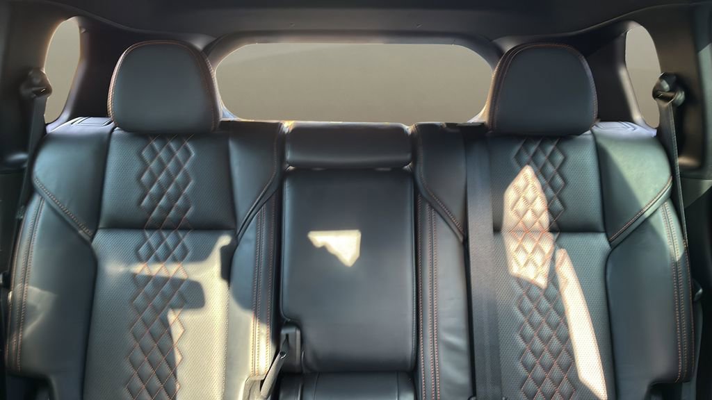 Used 2023 Mitsubishi Outlander SEL image 16