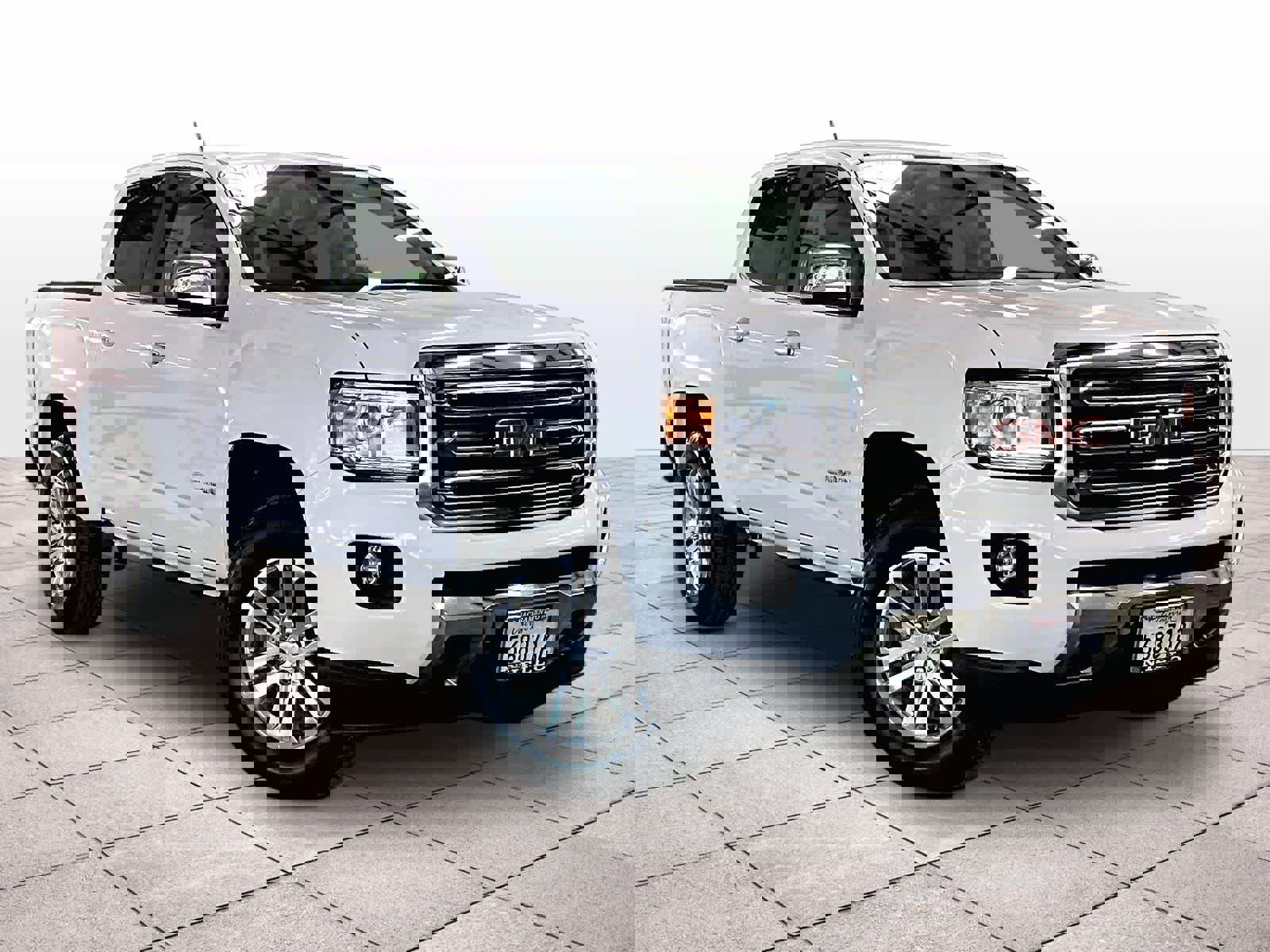 Used 2016 GMC Canyon SLT w/ Driver Alert Package image 2