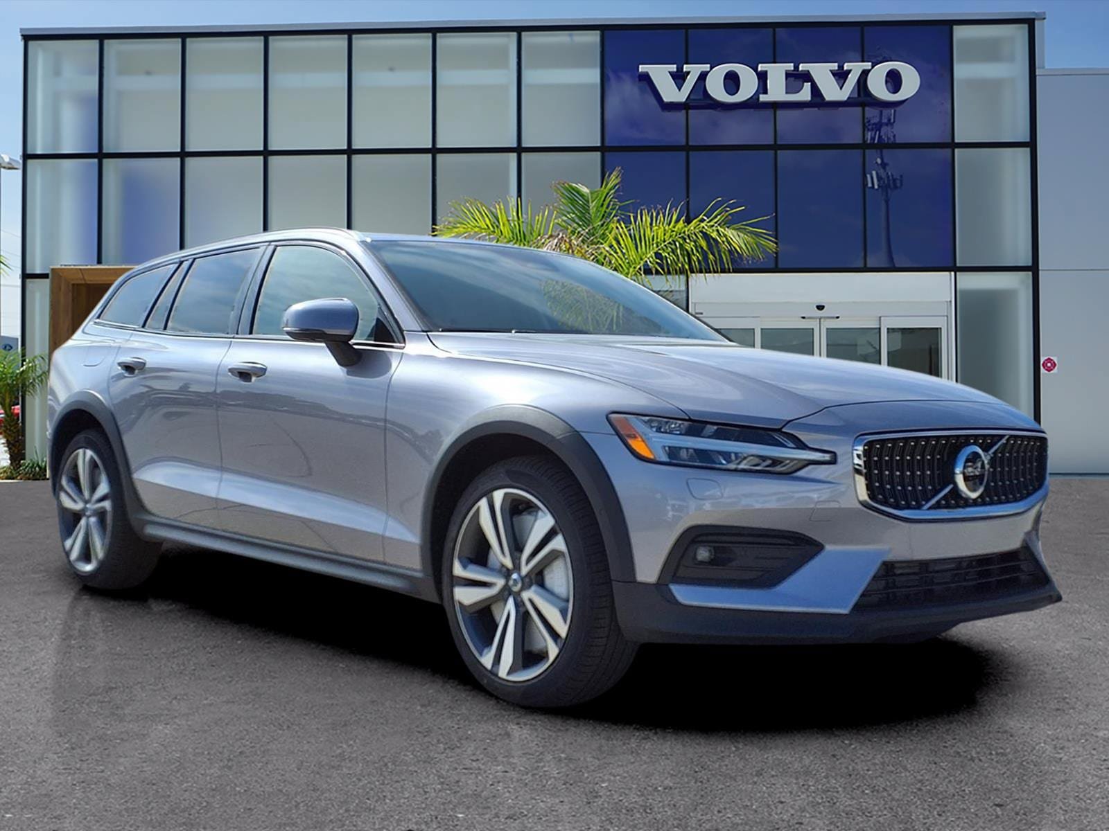 New 2026 Volvo V60 B5 Cross Country Plus w/ Protection Package Premier AWD/4WD image 1