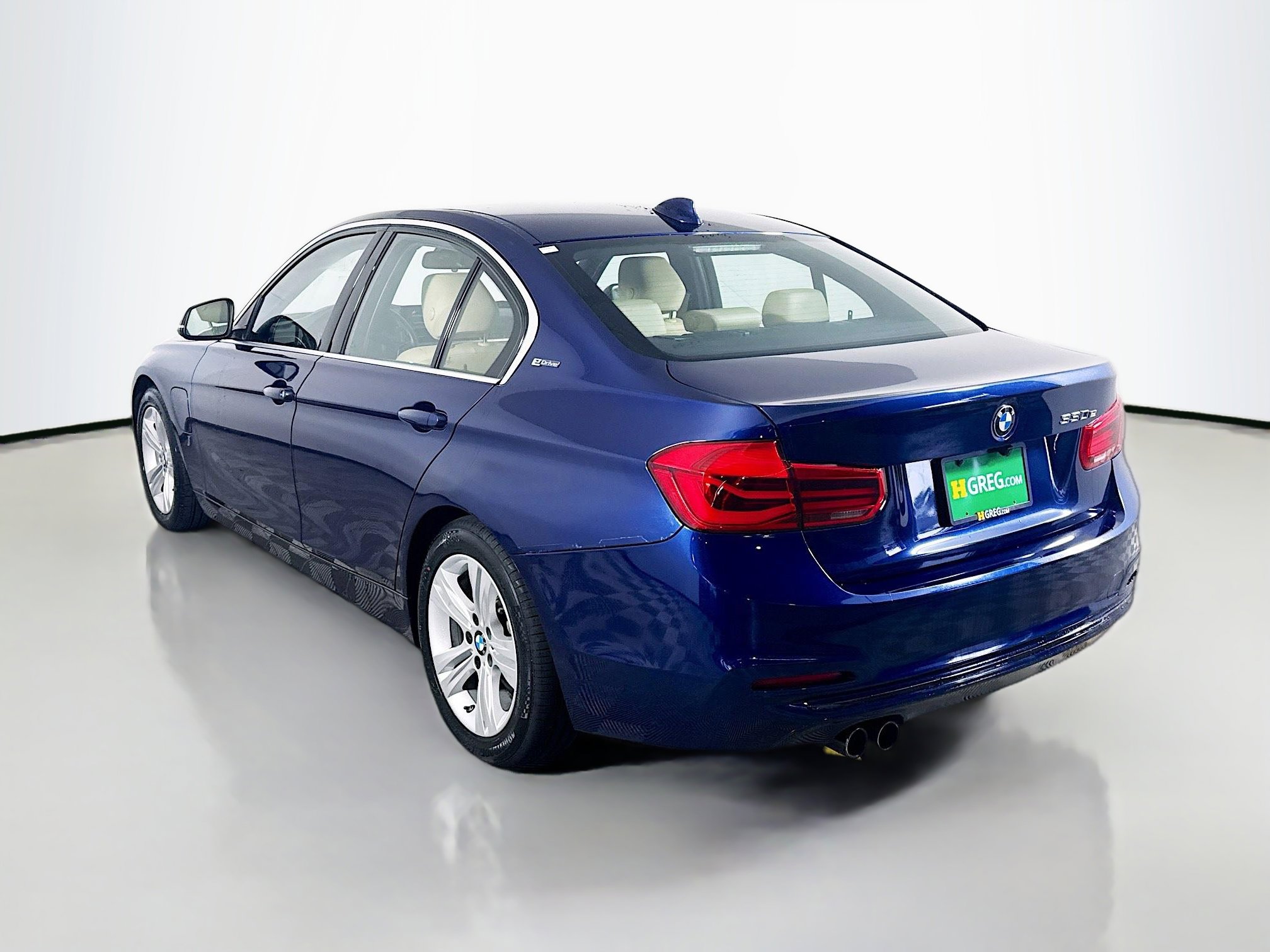 Used 2017 BMW 330e image 7