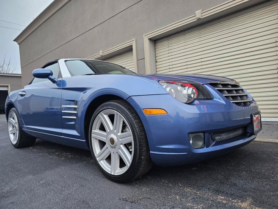 Used 2008 Chrysler Crossfire Limited RWD image 24