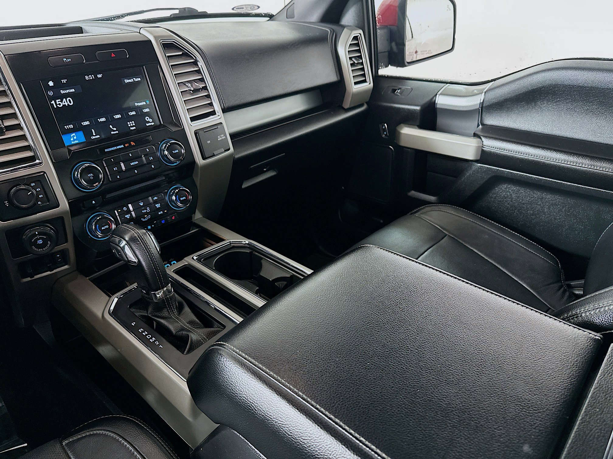 Used 2016 Ford F150 Lariat image 21