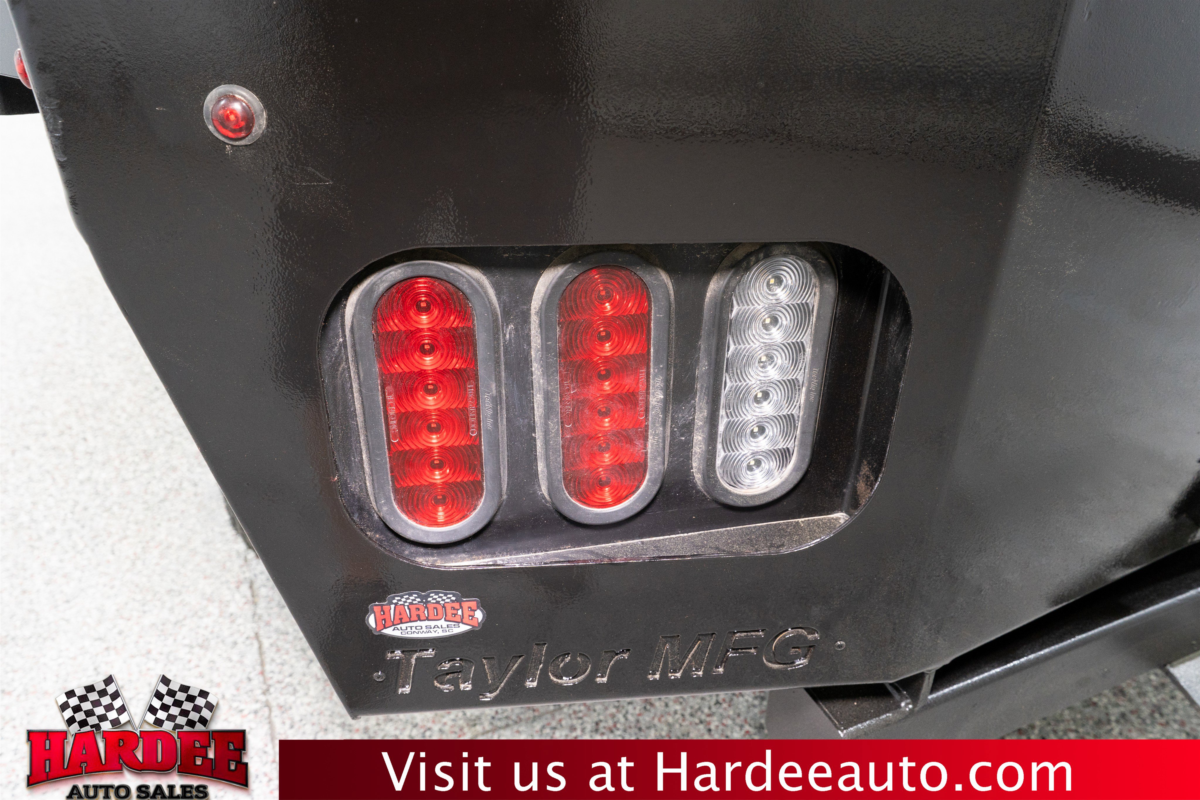 Used 2024 Chevrolet Silverado 2500 LT w/ Convenience Package image 9