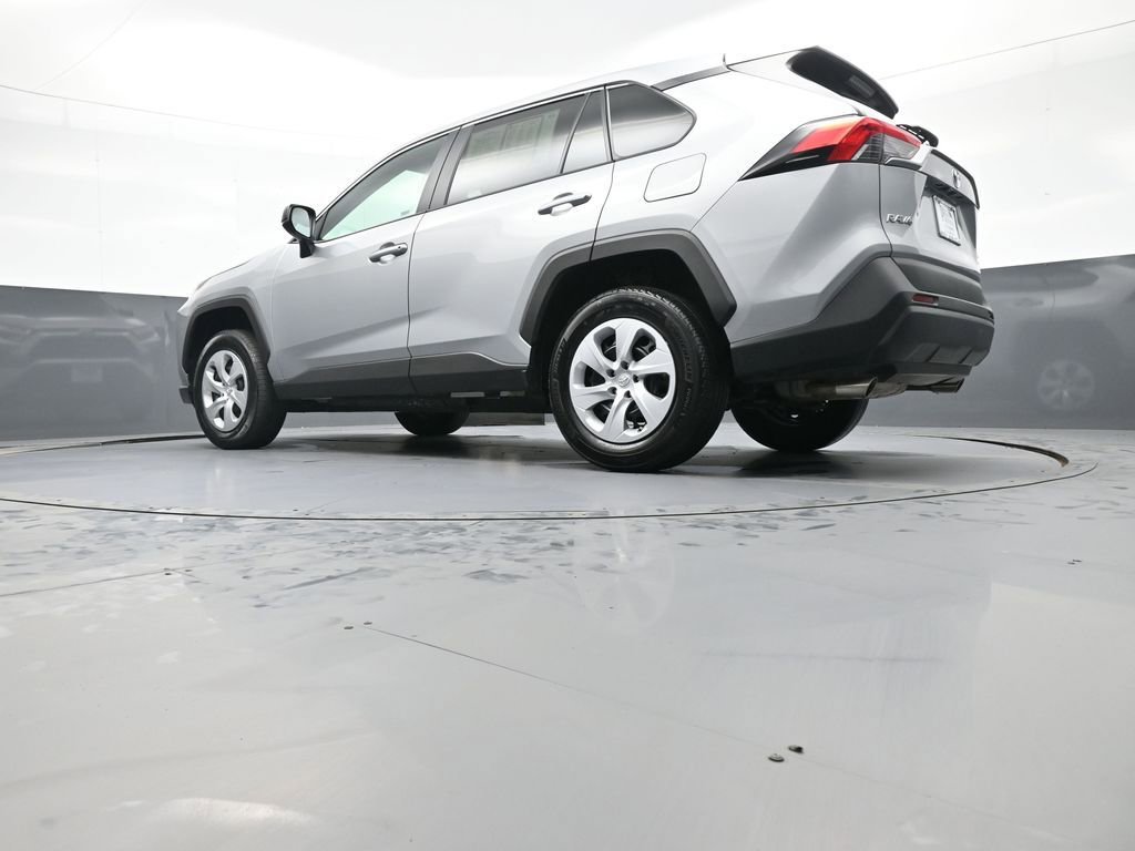 Certified 2025 Toyota RAV4 LE image 31