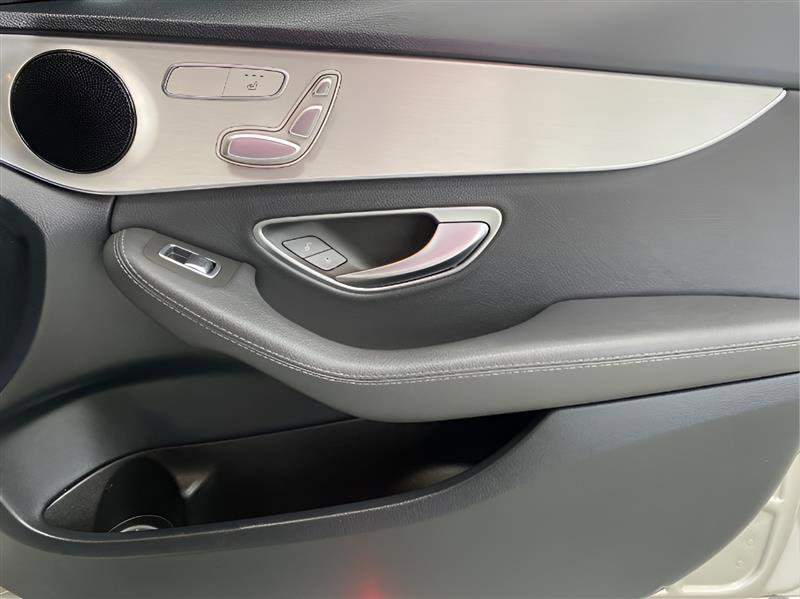 Used 2019 Mercedes-Benz C 300 Sedan image 15
