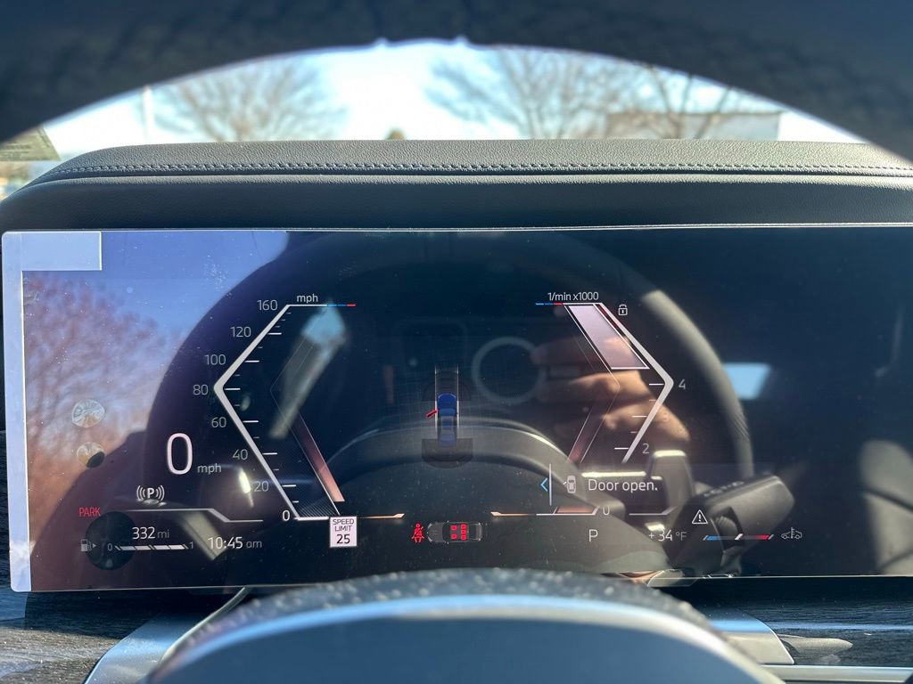 New 2026 BMW 760i xDrive image 32