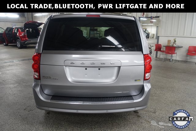 Used 2013 Dodge Grand Caravan SXT w/ Rear Park Assist Pkg image 9