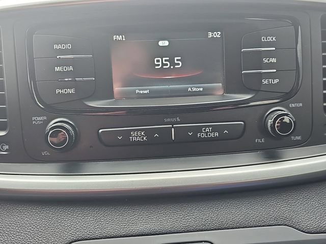 Used 2016 Kia Sorento LX image 14