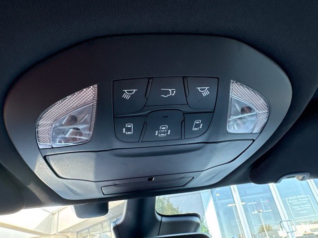Used 2021 Chrysler Pacifica Touring w/ S Appearance Package FWD image 25
