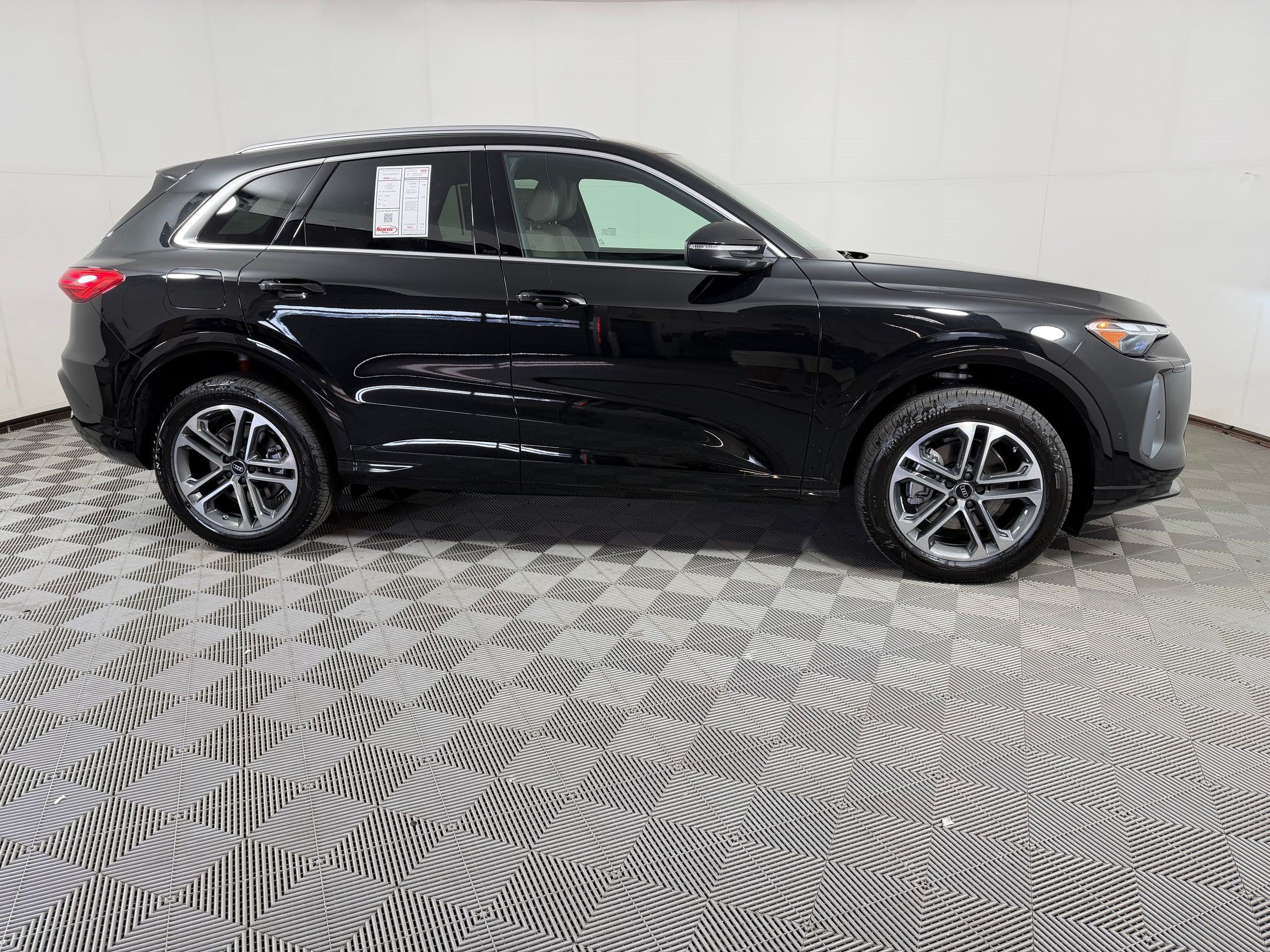 New 2026 Audi Q5 Premium AWD/4WD image 8