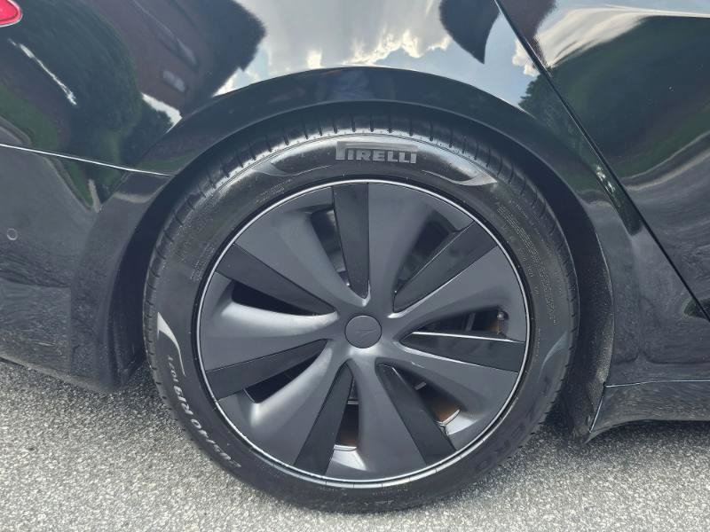 Used 2022 Tesla Model S AWD/4WD image 16