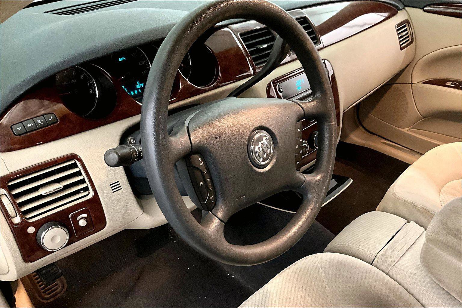 Used 2006 Buick Lucerne CX w/ Driver Confidence Package image 13