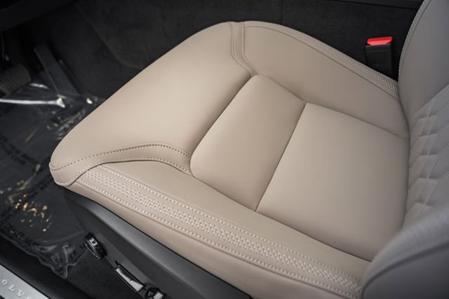 New 2026 Volvo XC60 T8 Plus w/ Protection Package Premier image 32