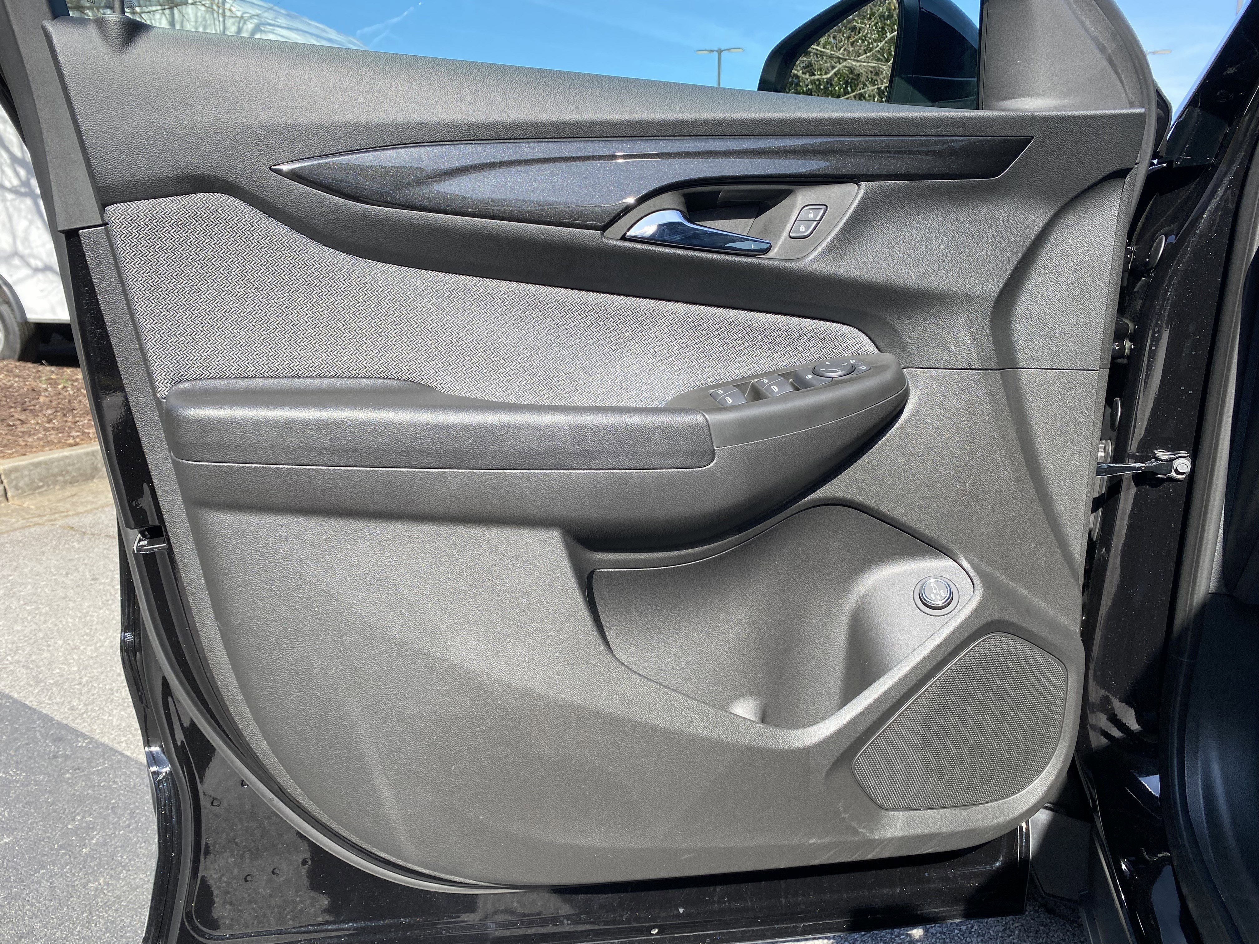 Used 2026 Chevrolet TrailBlazer LT w/ Convenience Package image 15