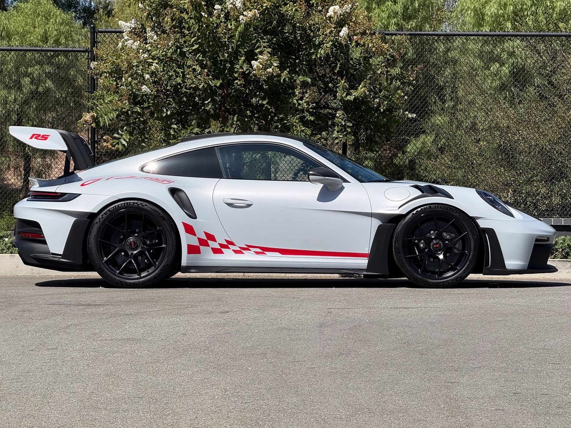 Certified 2024 Porsche 911 GT3 RS RWD image 10