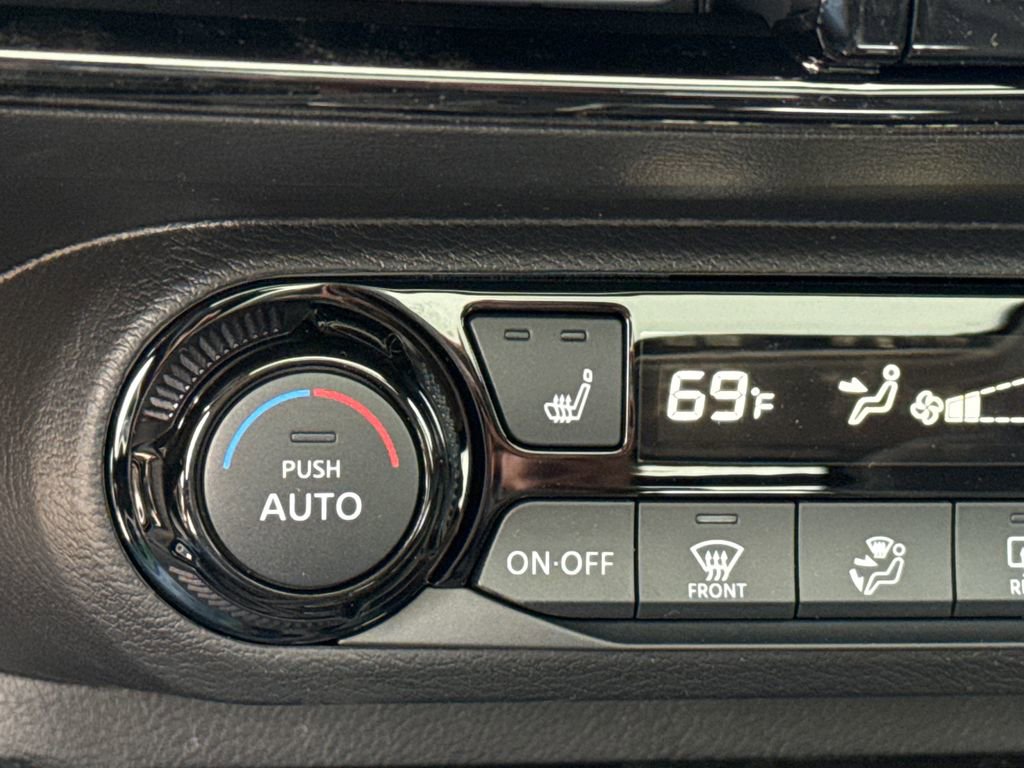 New 2026 Nissan Kicks SV w/ SV Premium Package image 26