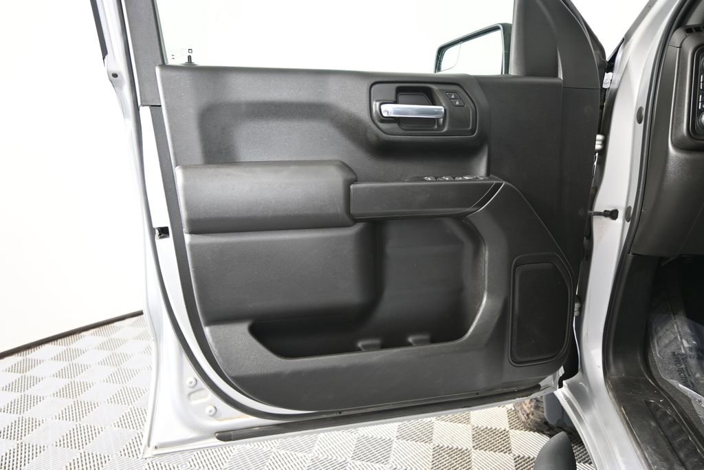 Used 2022 Chevrolet Silverado 1500 Custom Trail Boss w/ Safety Confidence Package AWD/4WD image 18