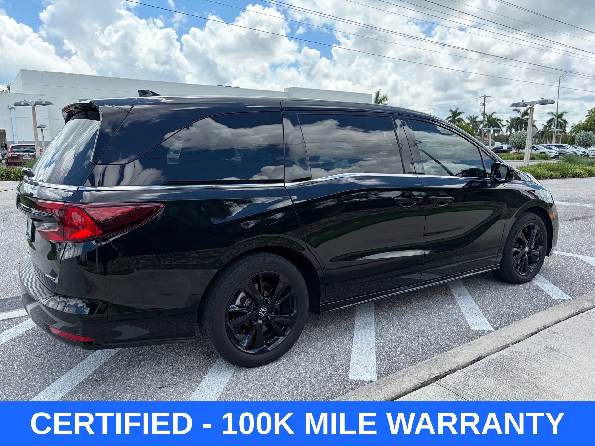 Used 2024 Honda Odyssey Sport image 6