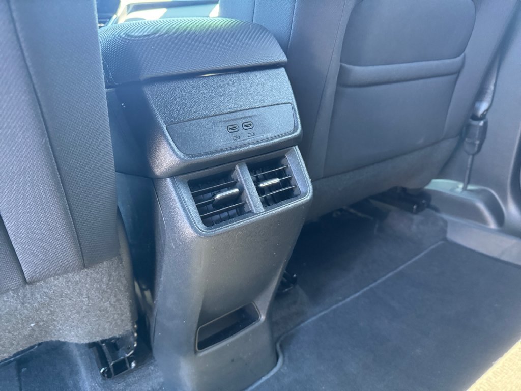 Used 2026 Chevrolet Equinox LT AWD/4WD image 30