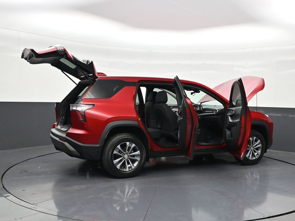 Used 2026 Chevrolet Equinox LT FWD image 34