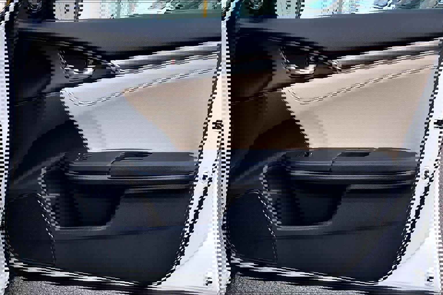 Used 2019 Honda Civic Touring image 21