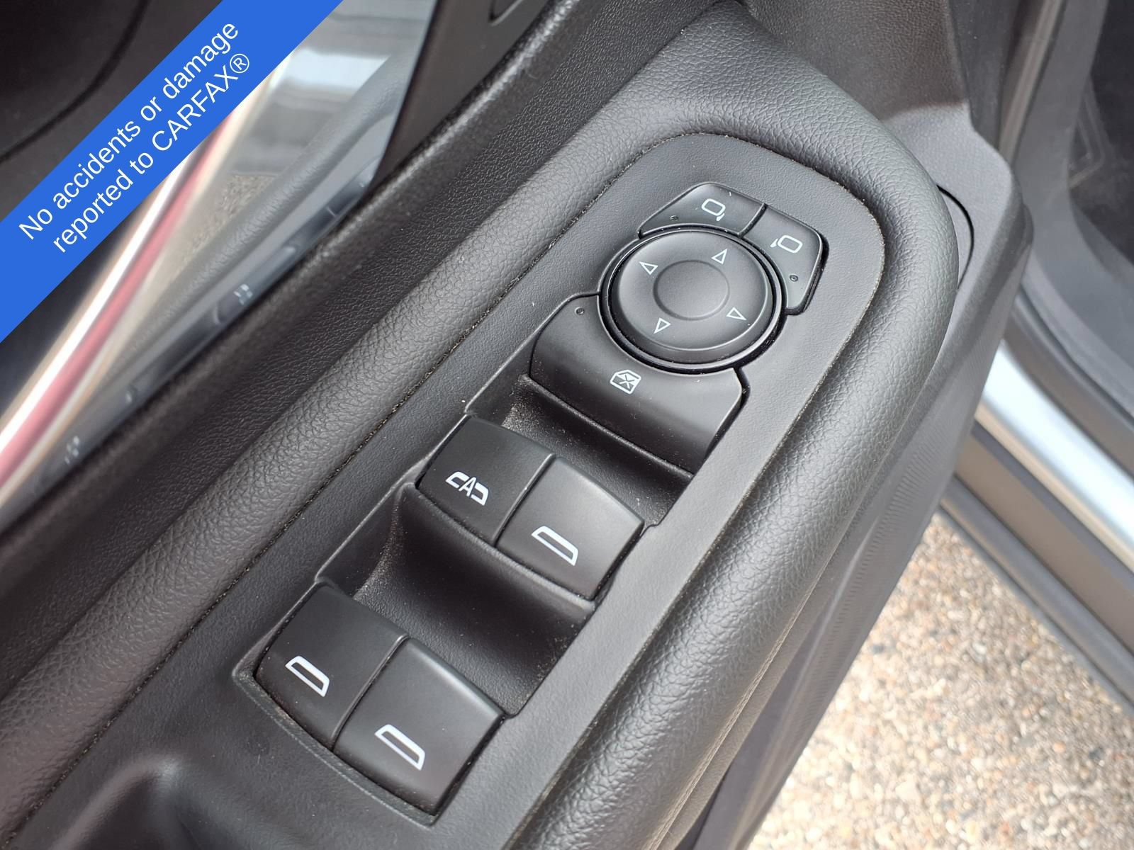 Used 2023 GMC Terrain SLT AWD/4WD image 17