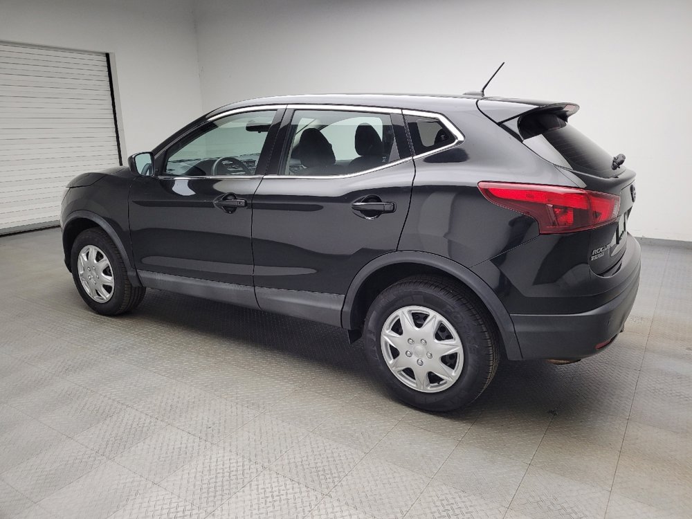 Used 2019 Nissan Rogue Sport S image 3