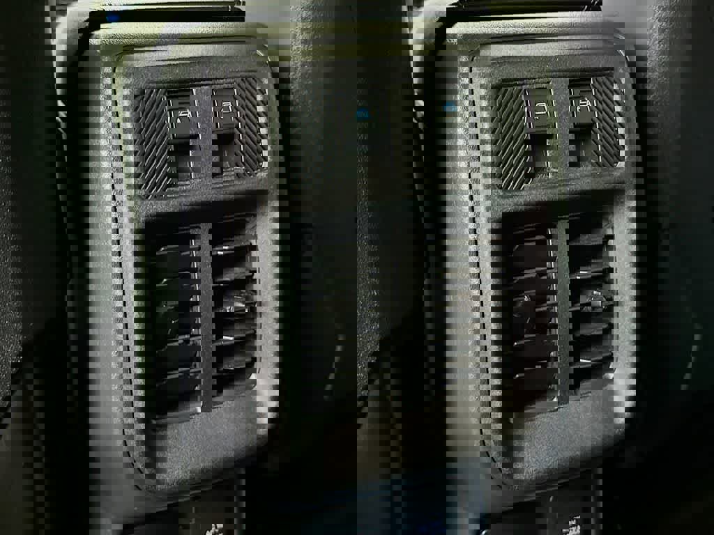 Certified 2025 Ford Bronco Raptor w/ Interior Carbon Fiber Pack image 13