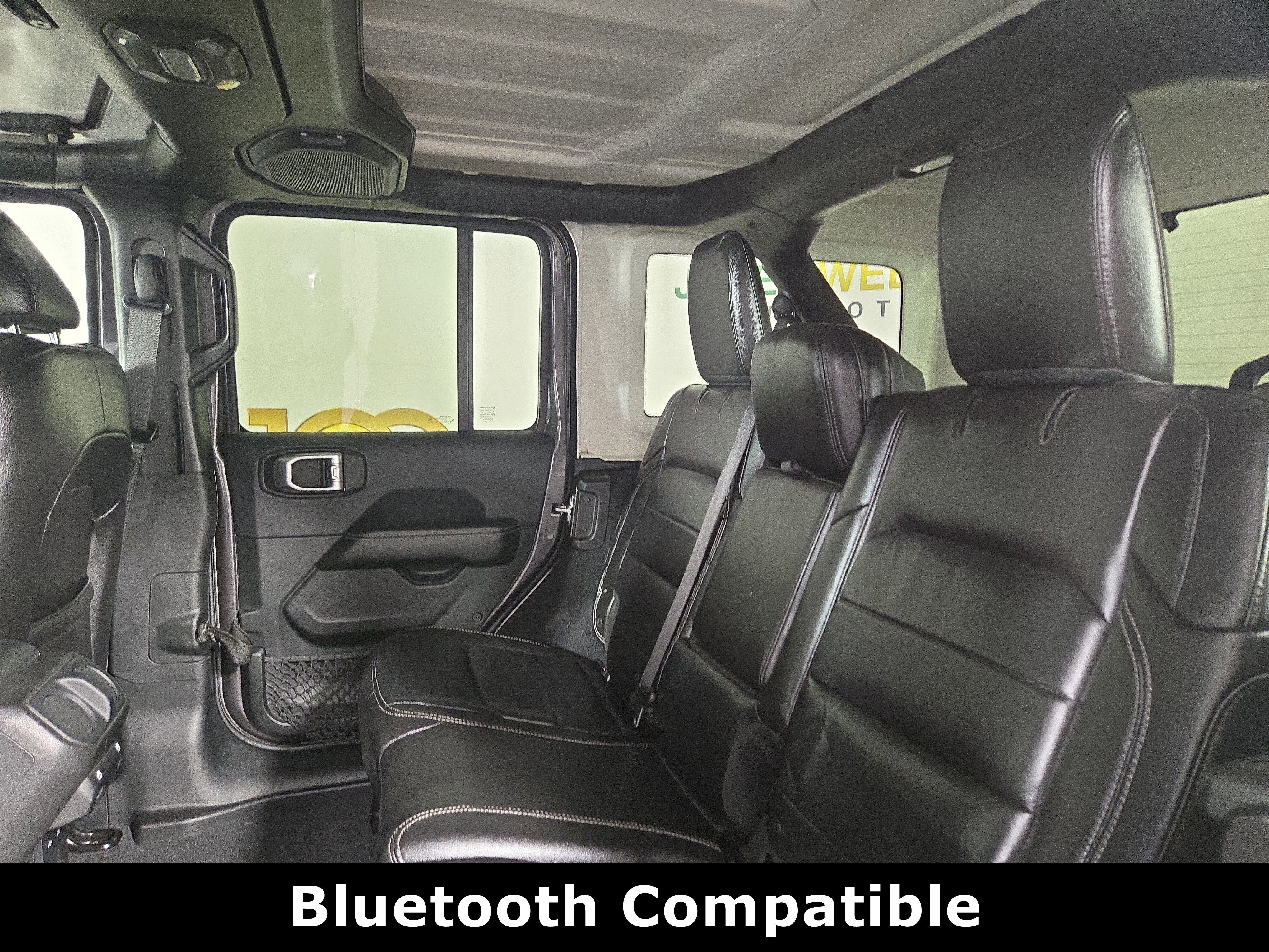 Used 2018 Jeep Wrangler Unlimited Sahara image 13