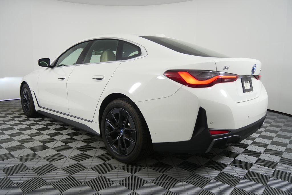 Used 2023 BMW i4 eDrive40 w/ Premium Package image 5