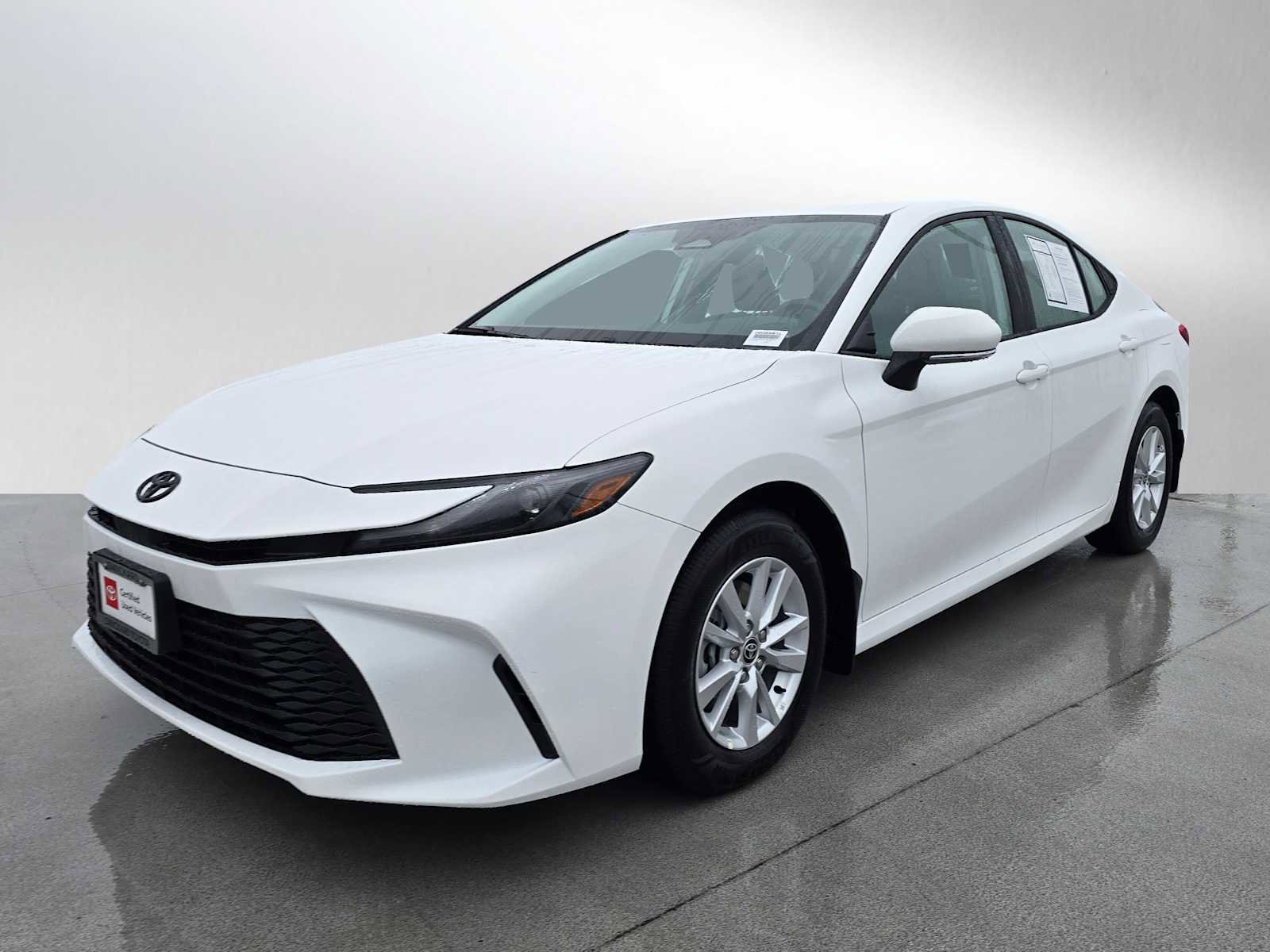 Certified 2025 Toyota Camry LE image 7
