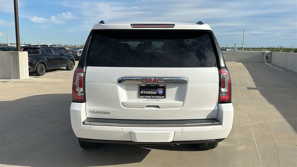Used 2019 GMC Yukon Denali w/ Denali Ultimate Package image 12