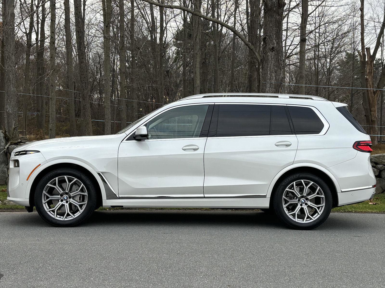 Used 2023 BMW X7 xDrive40i w/ Premium Package image 14