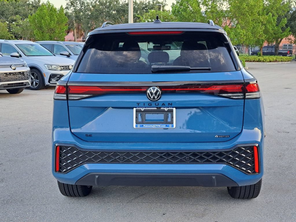 New 2026 Volkswagen Tiguan SE R-Line FWD image 4