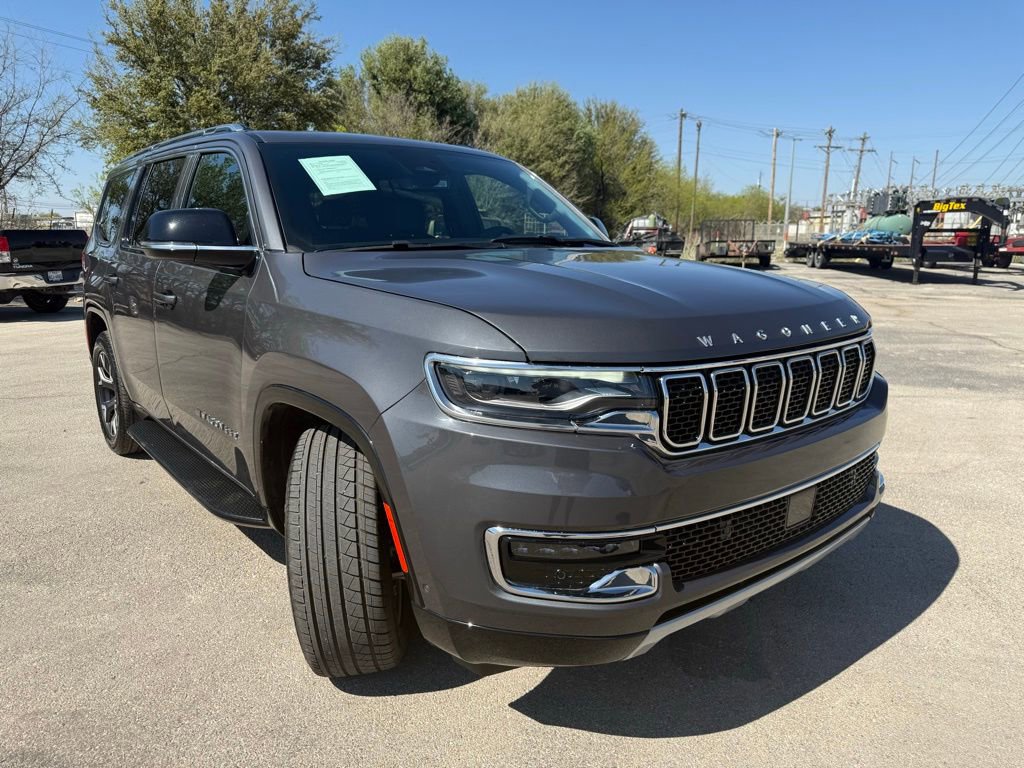 Used 2024 Jeep Wagoneer Series III image 7