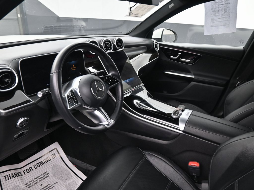 Used 2024 Mercedes-Benz GLC 300 4MATIC image 25