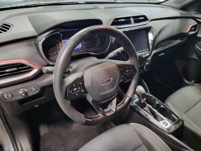 Certified 2023 Chevrolet TrailBlazer RS w/ Sun and Liftgate Package AWD/4WD image 12