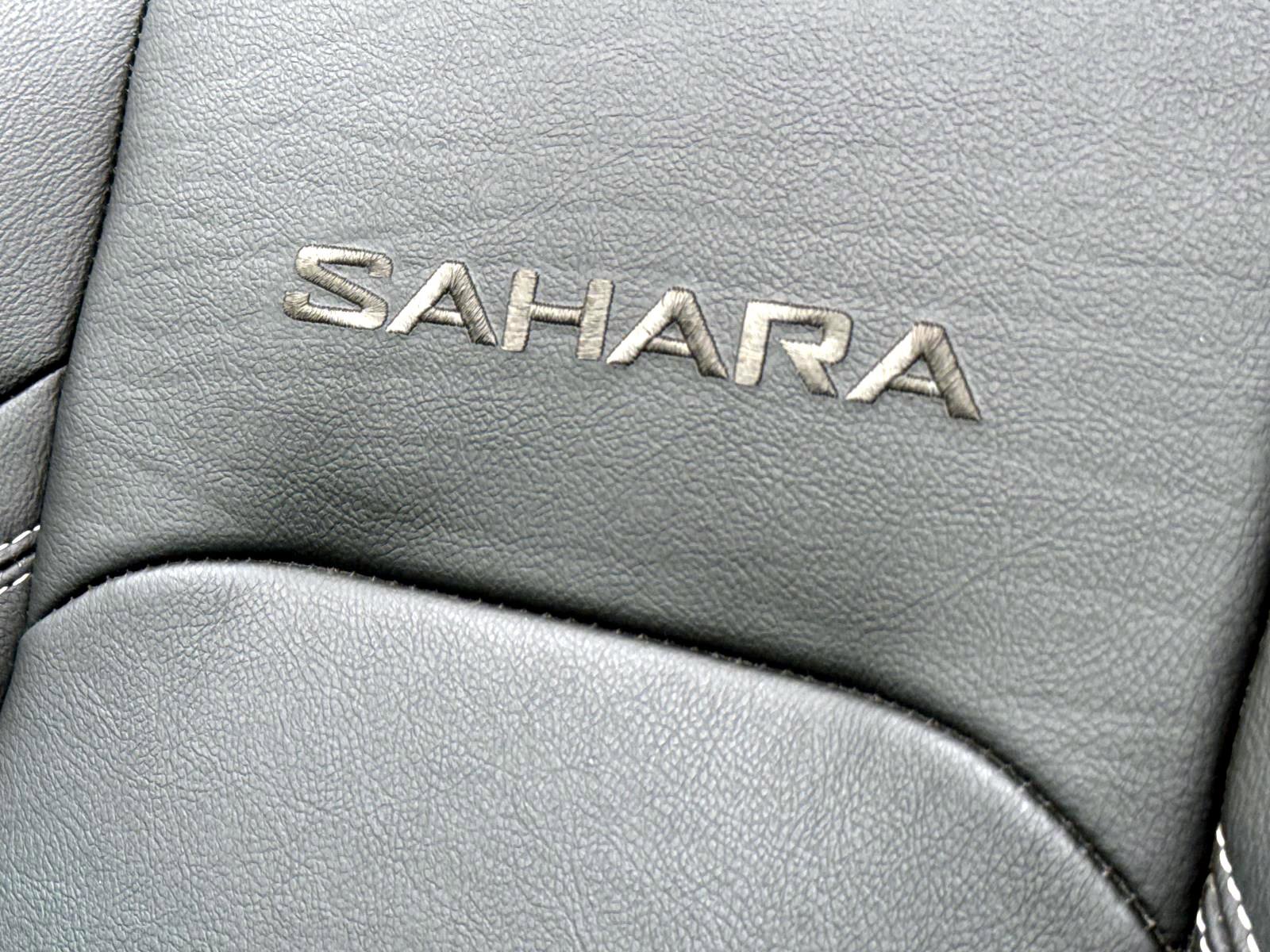 Used 2023 Jeep Wrangler Unlimited Sahara w/ Cold Weather Group image 14