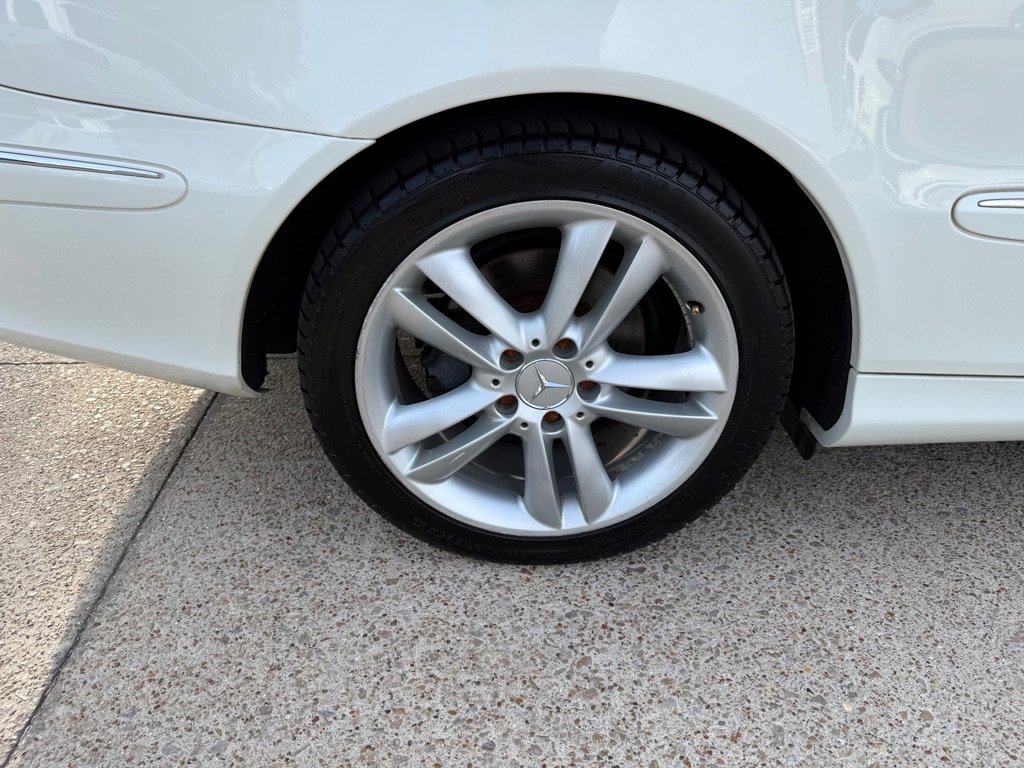 Used 2007 Mercedes-Benz CLK 350 Cabriolet image 11