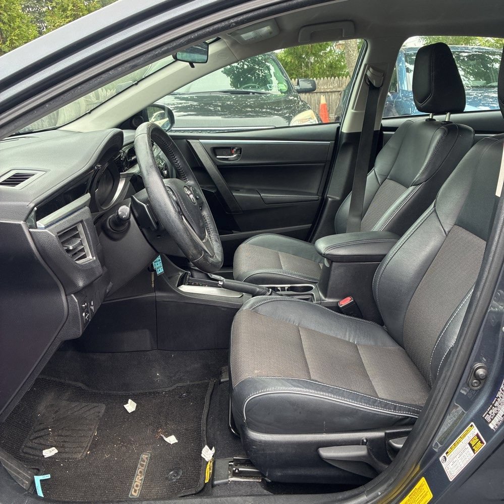 Used 2015 Toyota Corolla S FWD image 3