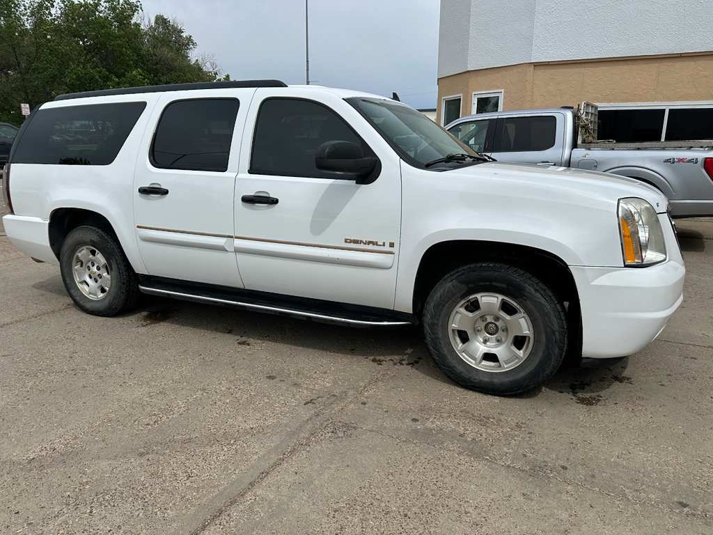 Used 2007 GMC Yukon XL Denali AWD/4WD image 5