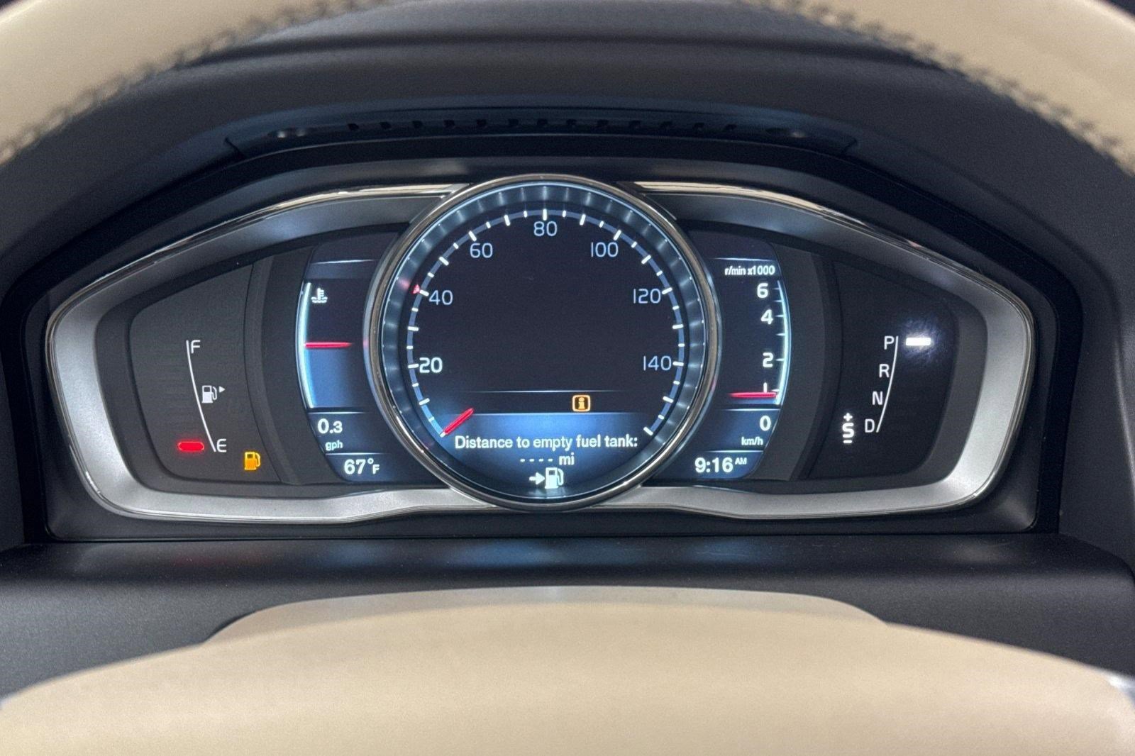 Used 2015 Volvo XC60 T6 Platinum AWD/4WD image 19