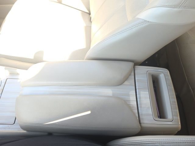 Used 2015 Nissan Murano Platinum w/ Platinum Technology Package image 35