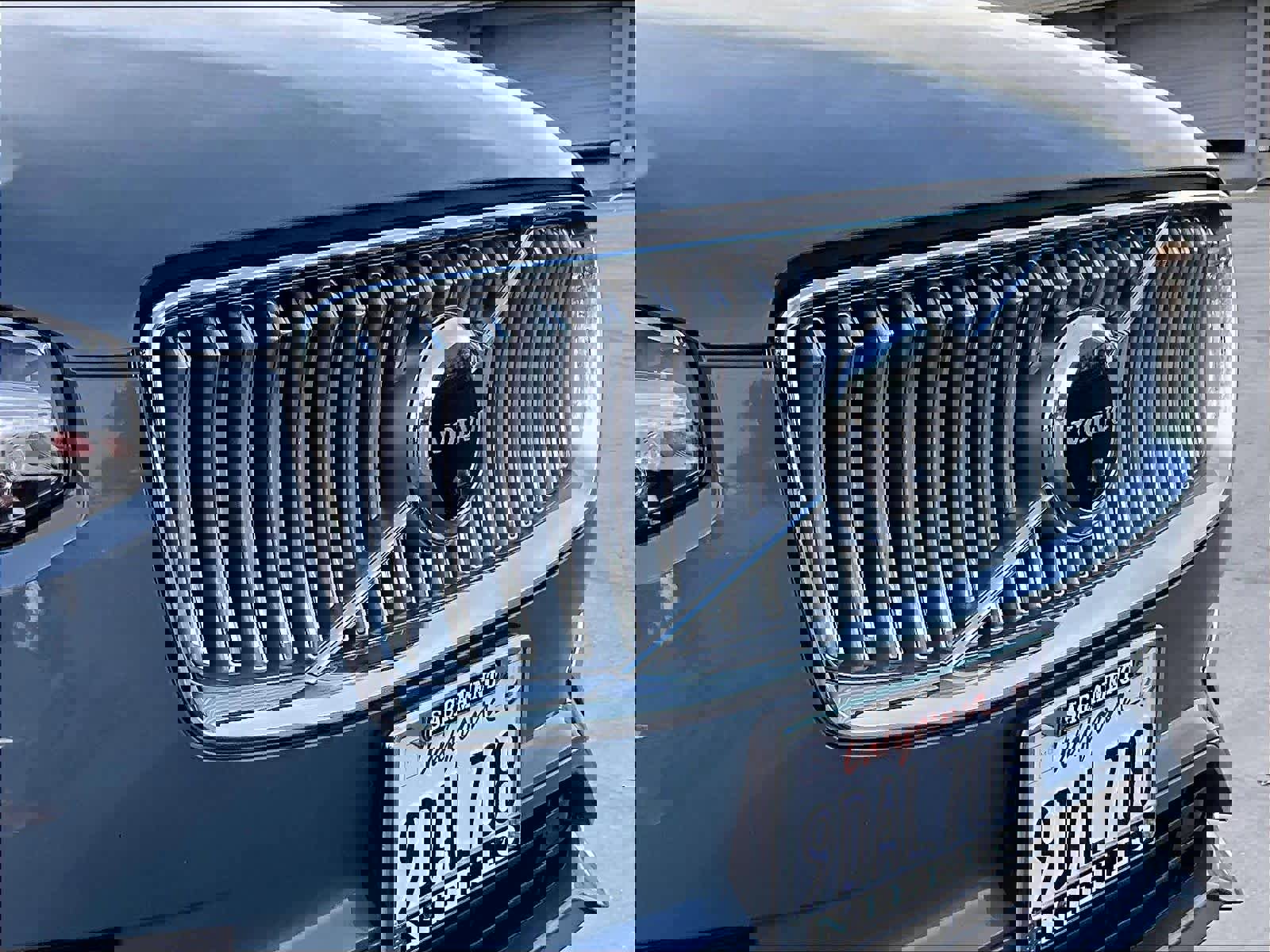 Used 2023 Volvo XC90 B6 Plus w/ Protection Package Premier image 34