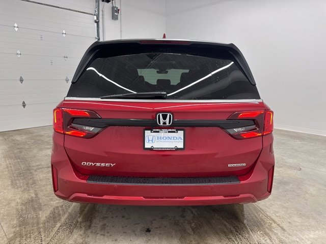 New 2026 Honda Odyssey Touring image 6