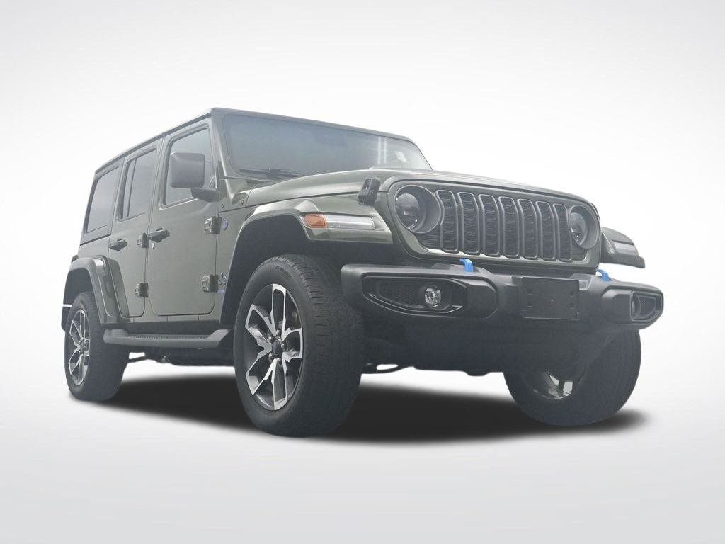 Used 2024 Jeep Wrangler Unlimited w/ Convenience Group AWD/4WD image 32