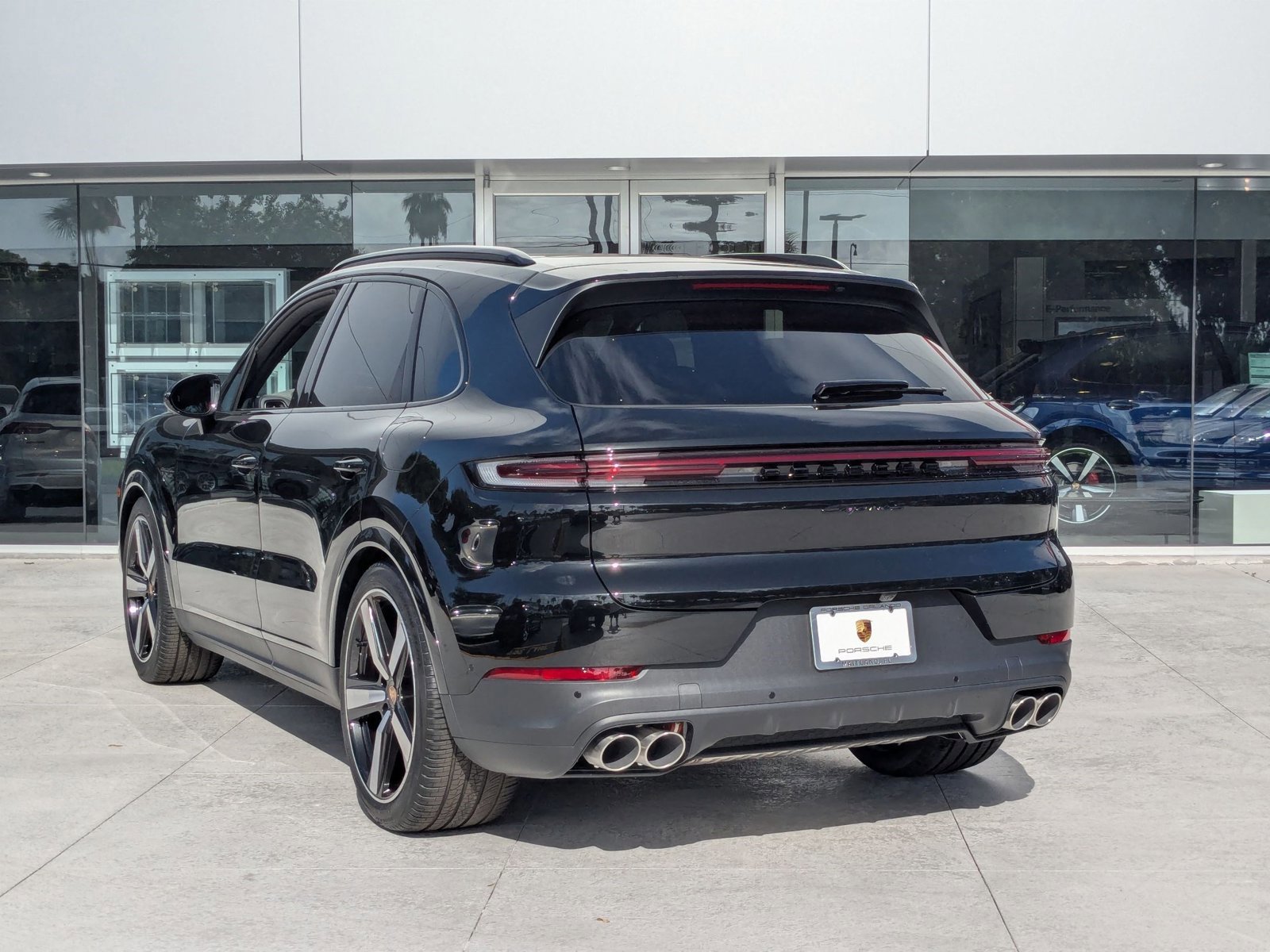 New 2025 Porsche Cayenne S image 3