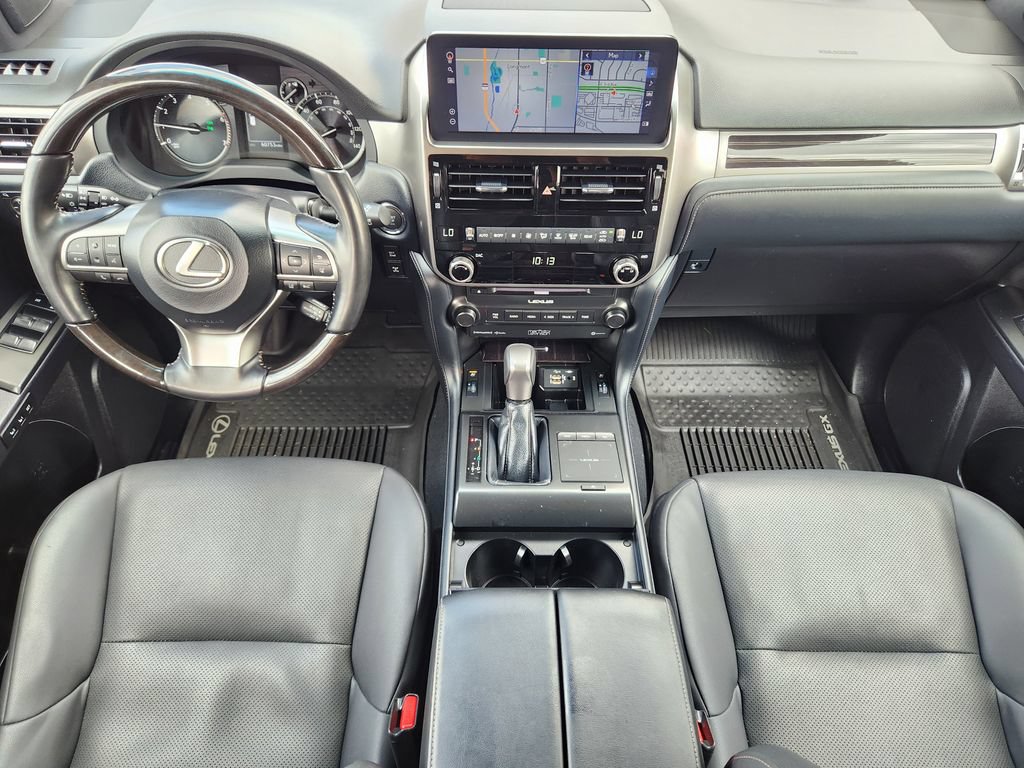 Used 2023 Lexus GX 460 Premium w/ Accessory Package AWD/4WD image 10